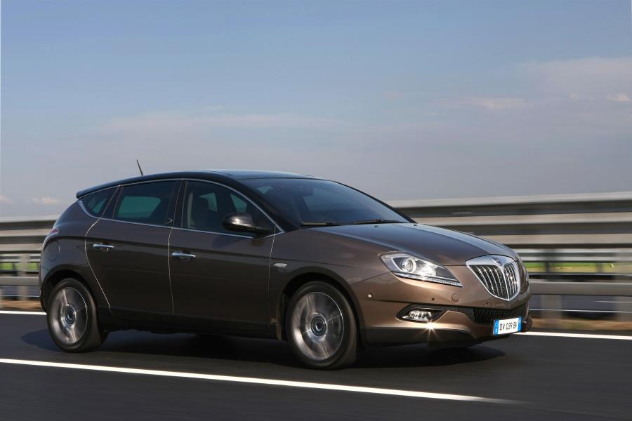  Lancia Delta 1.8 DiTurbo 2009 года  (фото 19 из 43)
